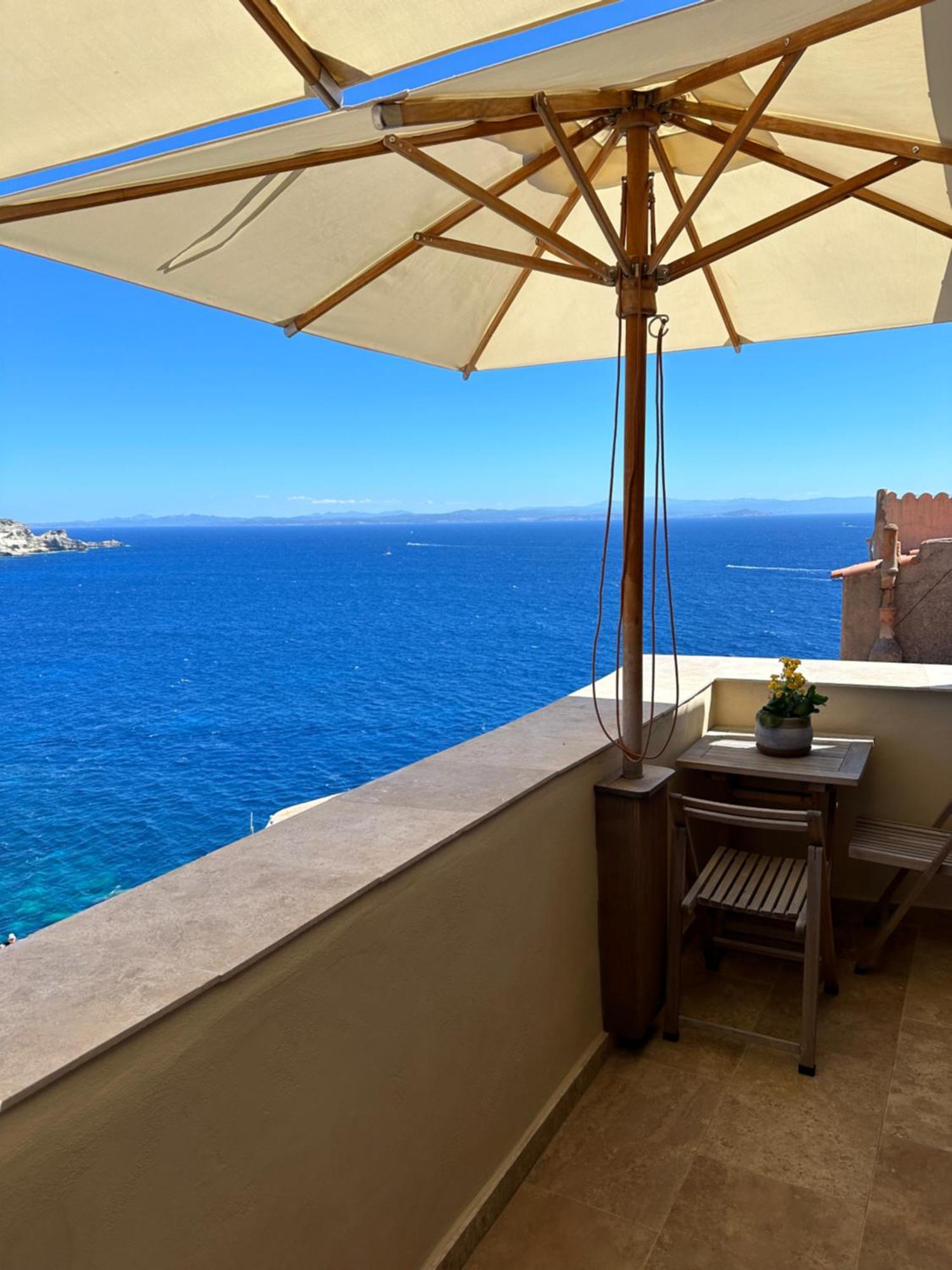 Entre Ciel Et Mer Hotel ボニファシオ エクステリア 写真