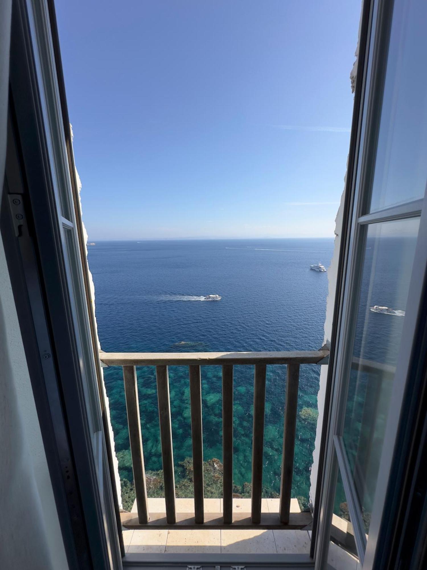 Entre Ciel Et Mer Hotel ボニファシオ エクステリア 写真